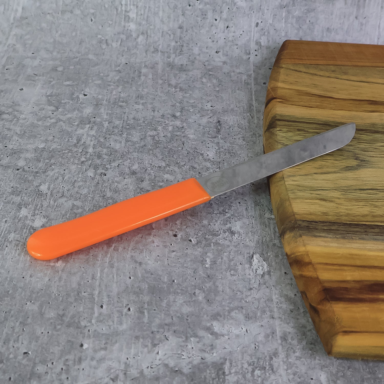 Premium Quality Stainless Steel Handle Plain Knife (1 Pc) Premium Quality Stainless Steel Handle Plain Knife (1 Pc)
